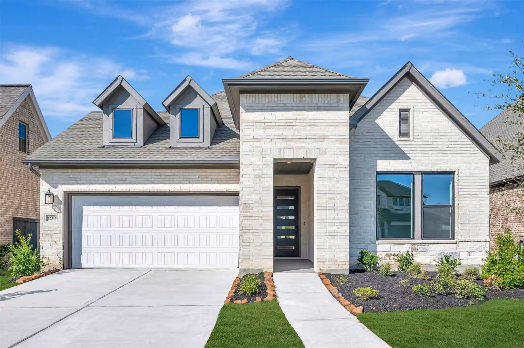 Photo of 12318 Sweet Gum Drive, Mont Belvieu, TX 77523