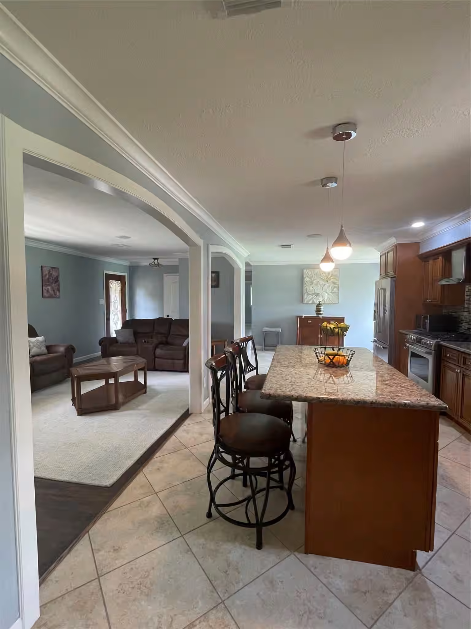 Photo 2 of 4920 Almeda Genoa Road, Houston, TX
