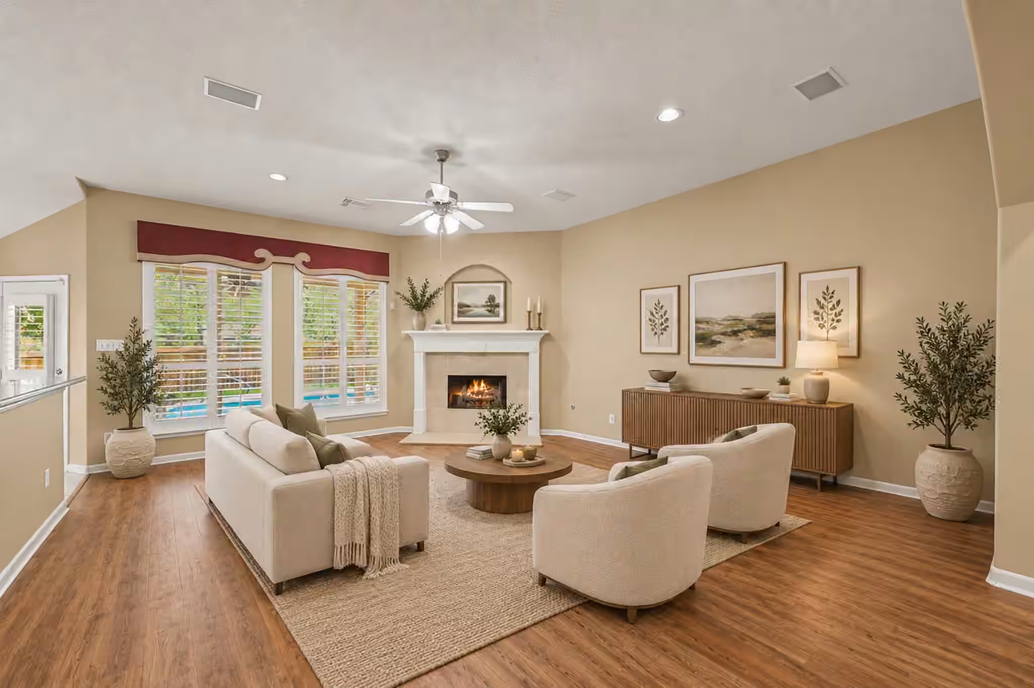 Photo 4 of 101 Woodmont Drive, Conroe, TX