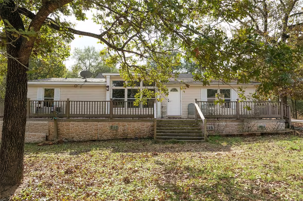 Photo 5 of 170 W Creek, Trinity, TX