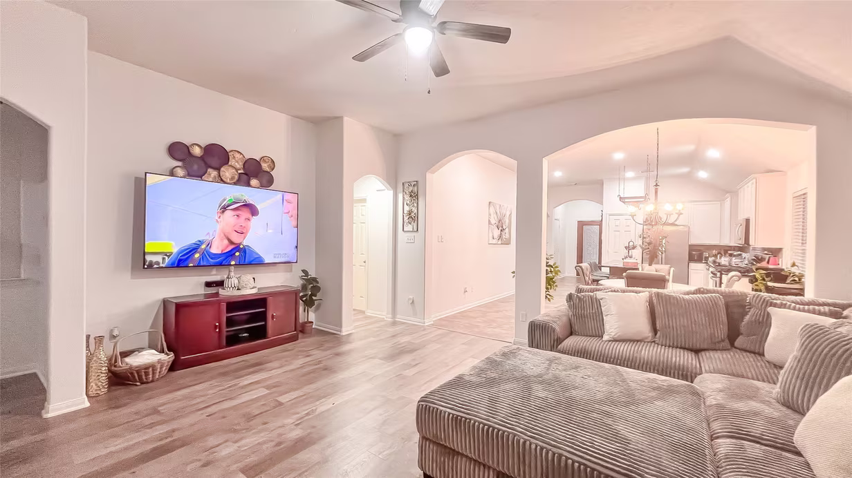 Photo 7 of 9923 Opal Rock Drive Drive, Rosharon, TX