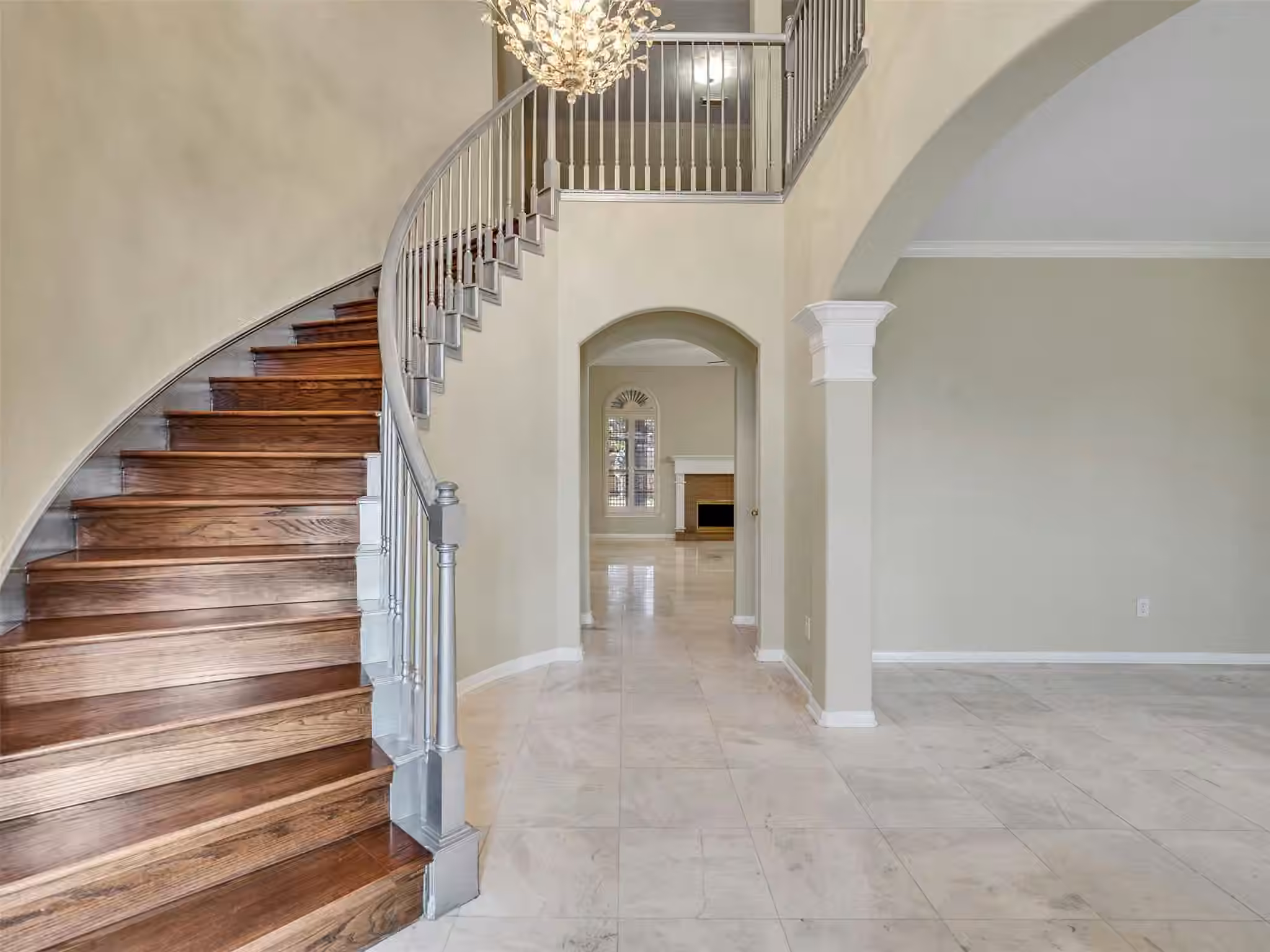 Photo 5 of 4414 Santee Drive, Baytown, TX