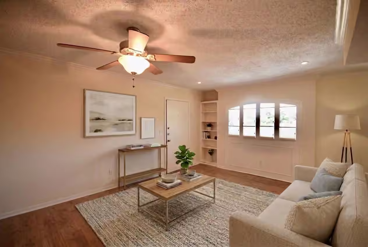 Photo 2 of 6443 Bayou Glen Road, Houston, TX