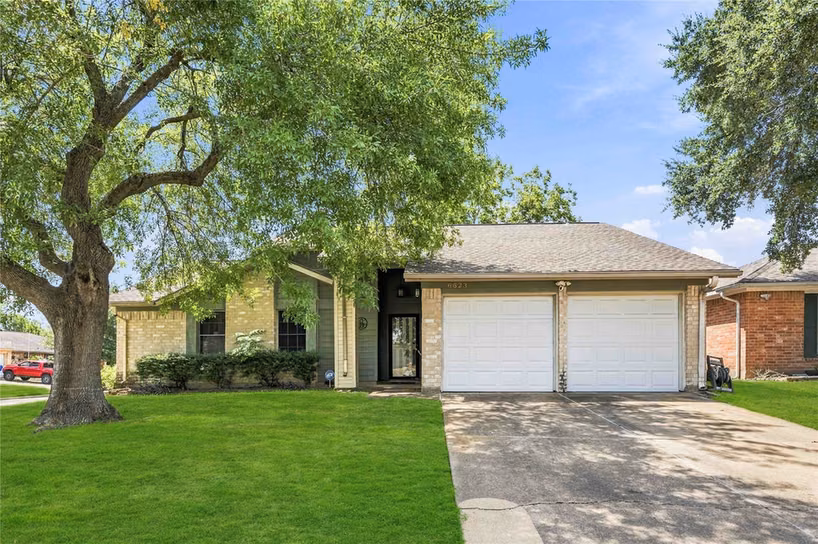 Photo of 6623 Loch Bruceray Drive, Houston, TX 77084