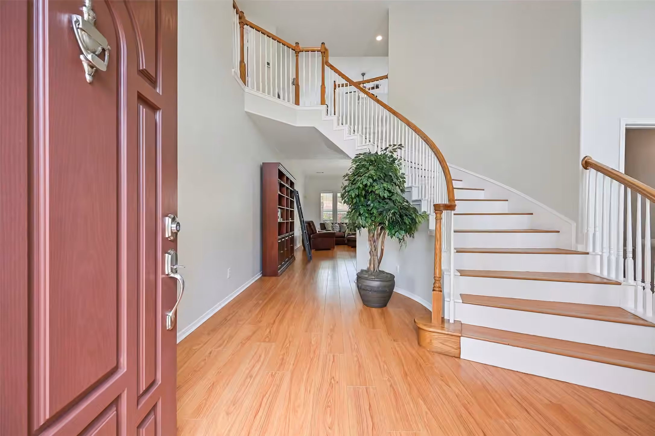 Photo 4 of 2872 Everett Drive, Friendswood, TX