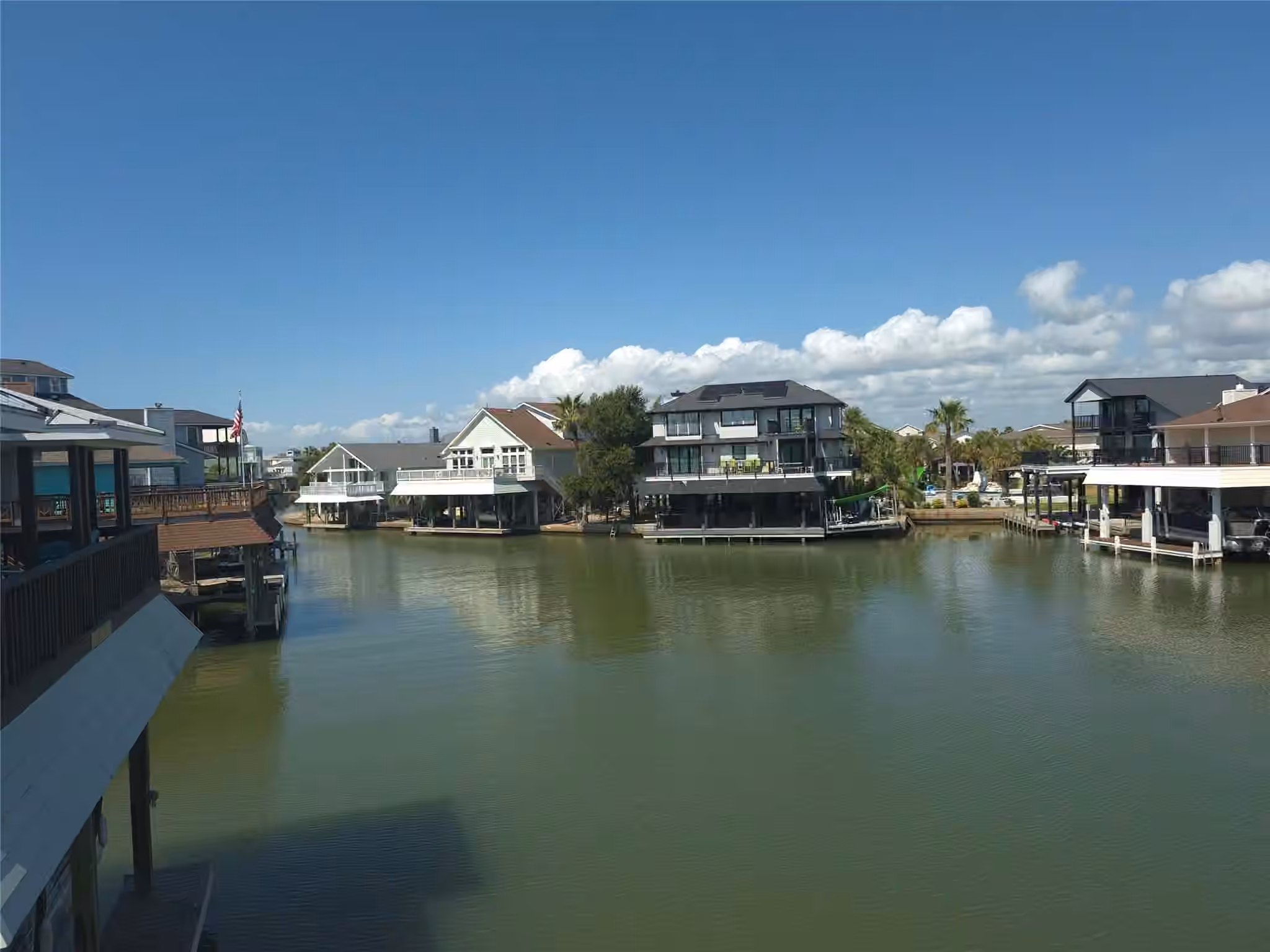 Photo 2 of 129 Quayside Drive, Tiki Island, TX