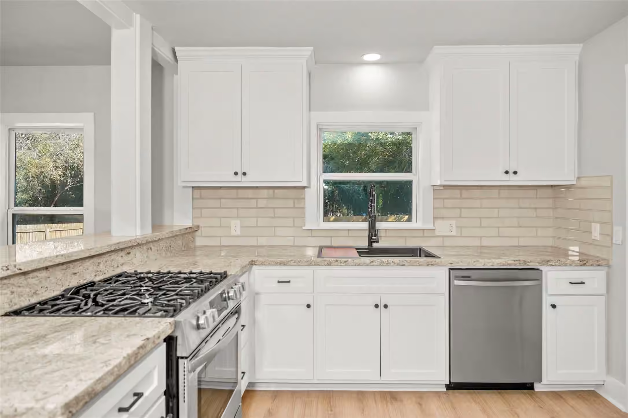 Photo 3 of 805 E Tom Green Street, Brenham, TX