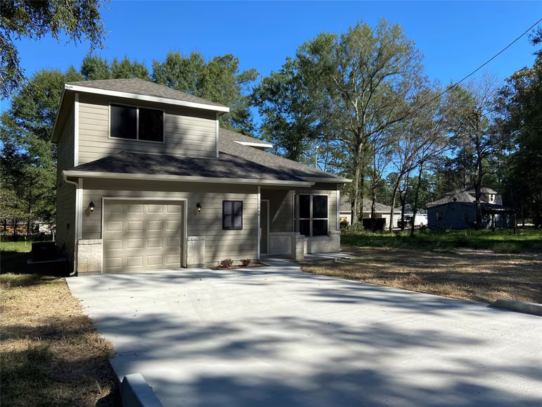Photo of 15860 Pecan Drive, Montgomery, TX 77356