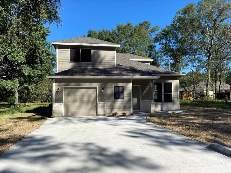 Photo 2 of 15860 Pecan Drive, Montgomery, TX