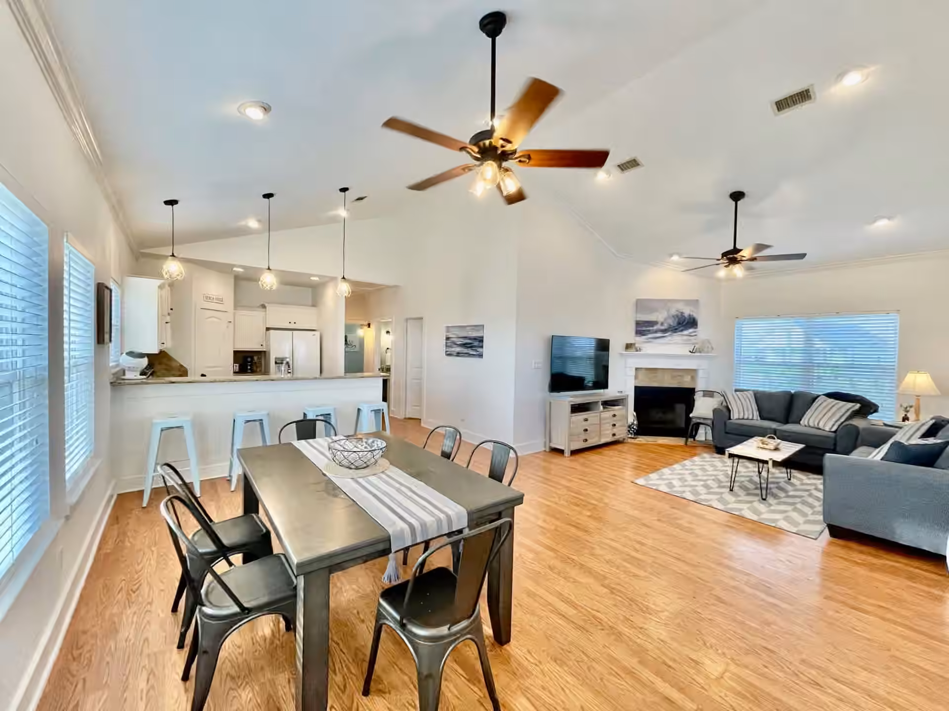 Photo 4 of 1745 Catfish Lane, Crystal Beach, TX