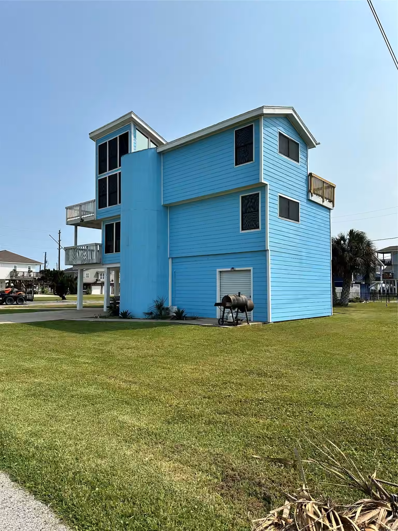 Photo 4 of 4224 Fort Bend Drive, Galveston, TX