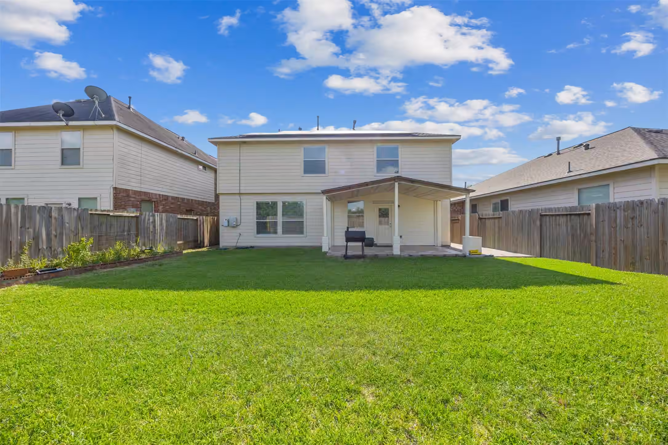 Photo of 24415 Lakecrest Bend Drive, Katy, TX
