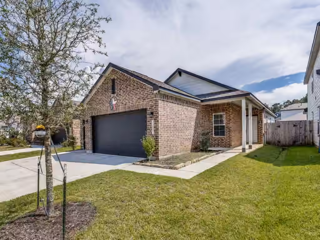 Photo 3 of 16862 Bristle Cone Way, Conroe, TX