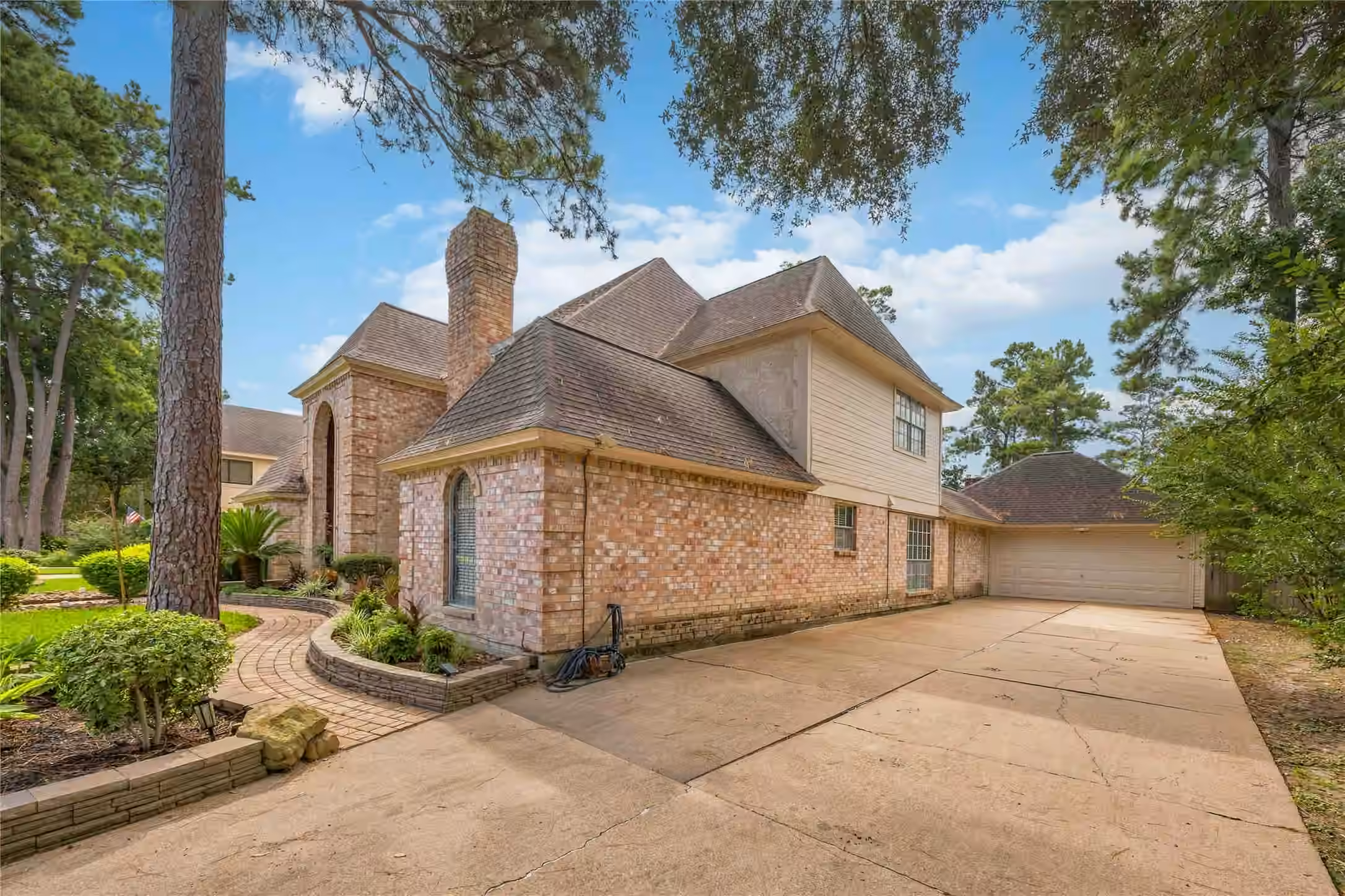 Photo 3 of 12103 Cypresswood Drive, Houston, TX
