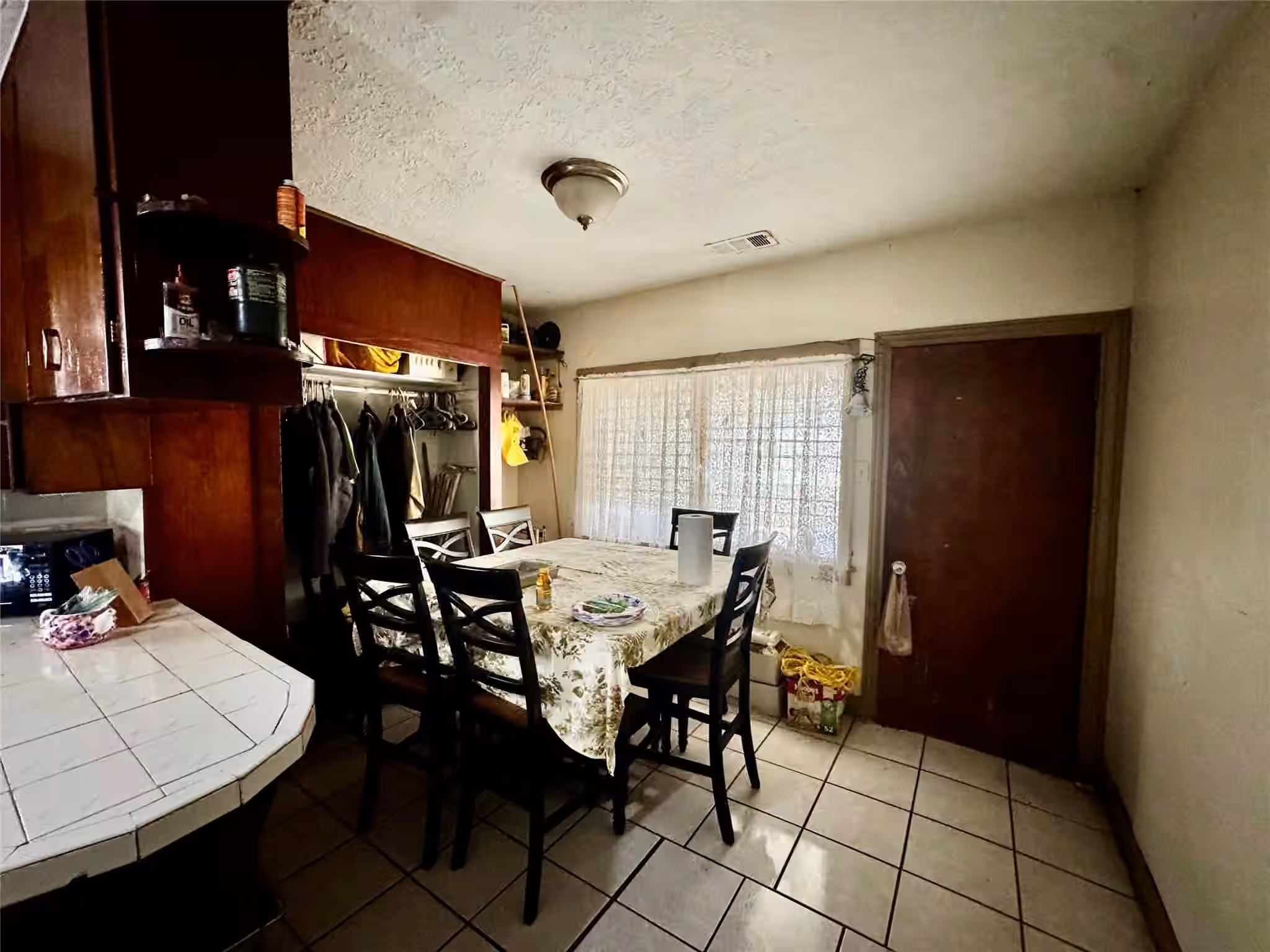 Photo 5 of 105 Dresden Street, Houston, TX