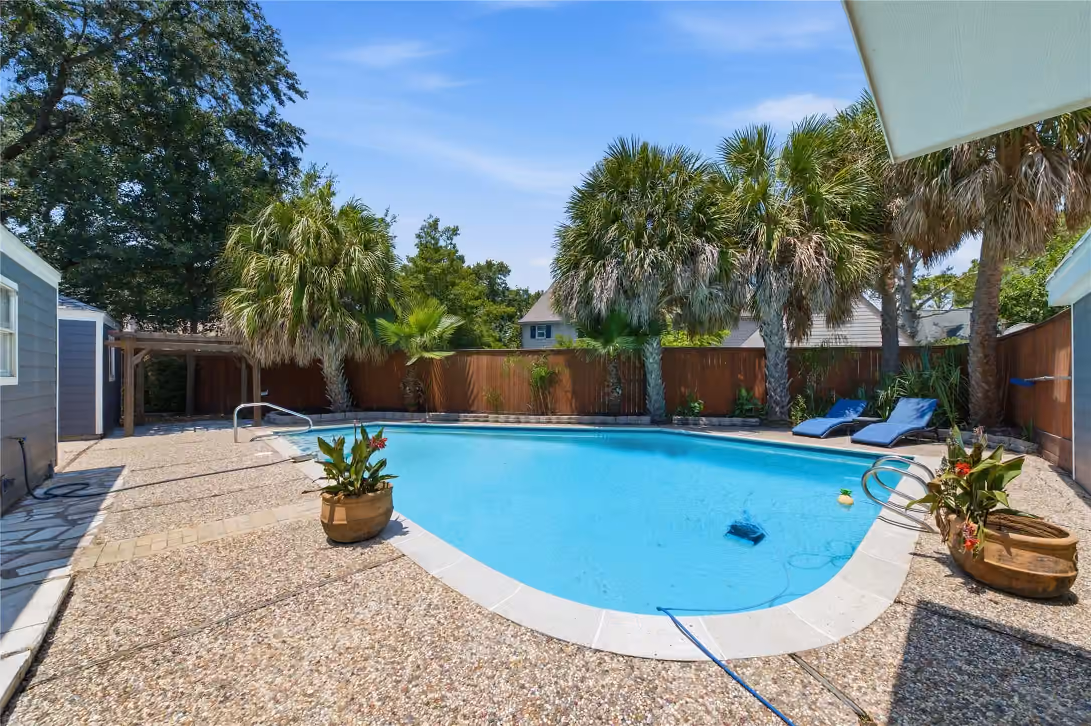 Photo 5 of 703 Queensmill Court, Houston, TX