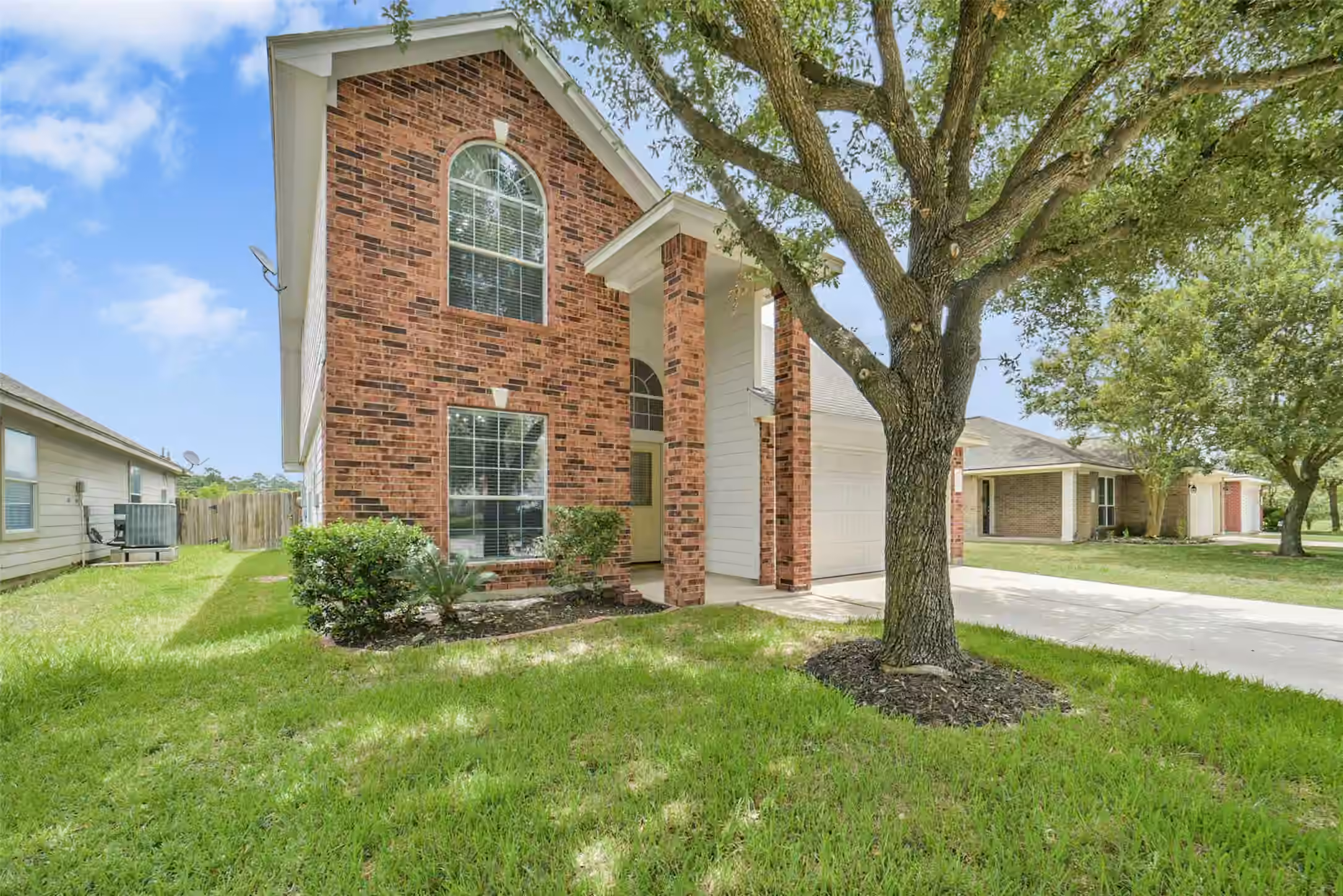 Photo of 21526 Falvel Lake Drive, Spring, TX