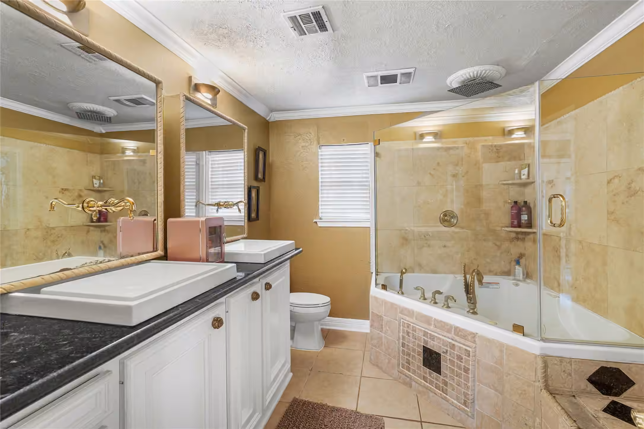 Photo 6 of 2026 Briargreen Drive, Houston, TX