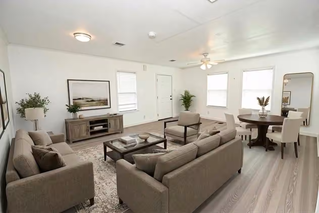 Photo 5 of 1231 W 7th Street, Freeport, TX
