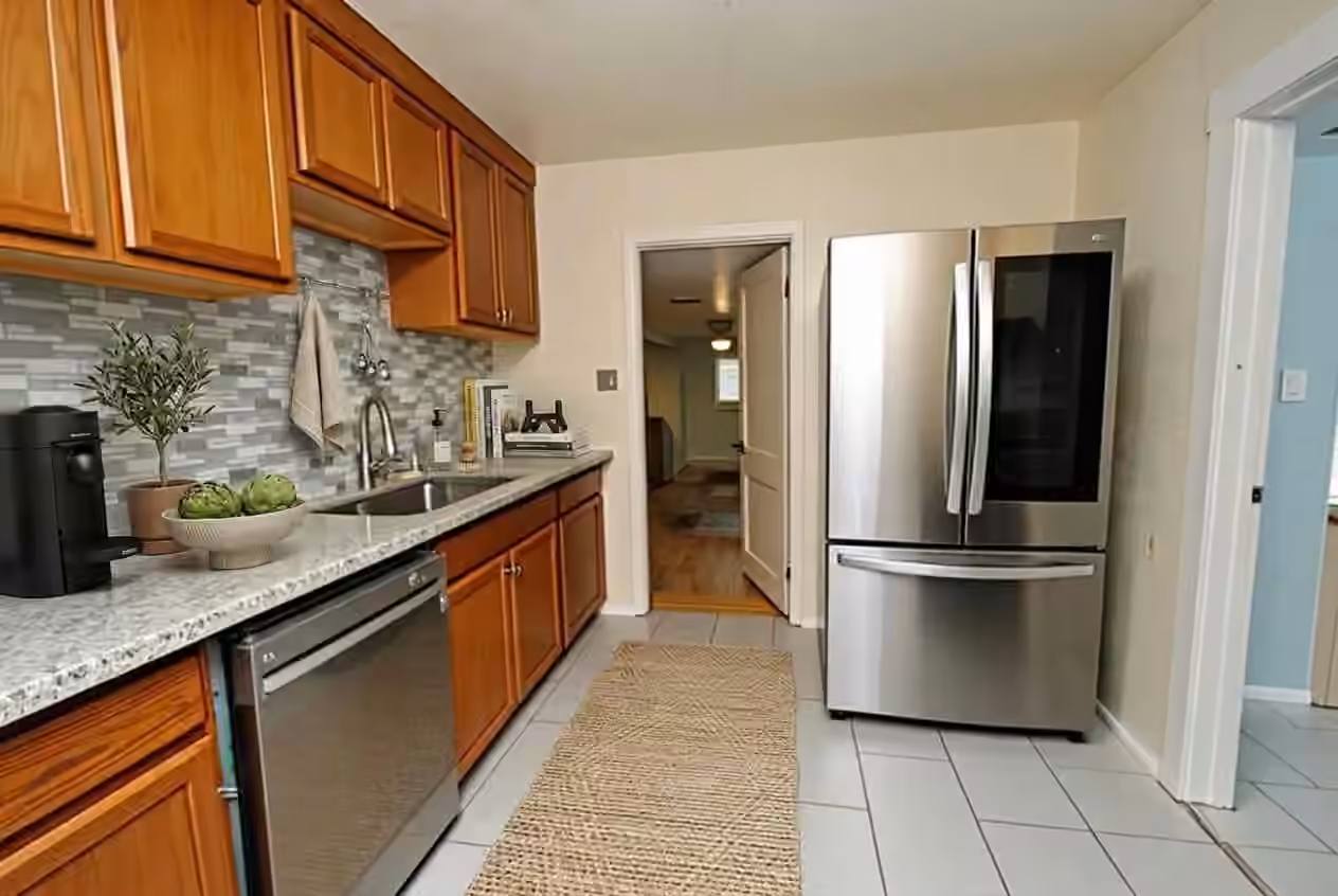 Photo 7 of 1231 W 7th Street, Freeport, TX