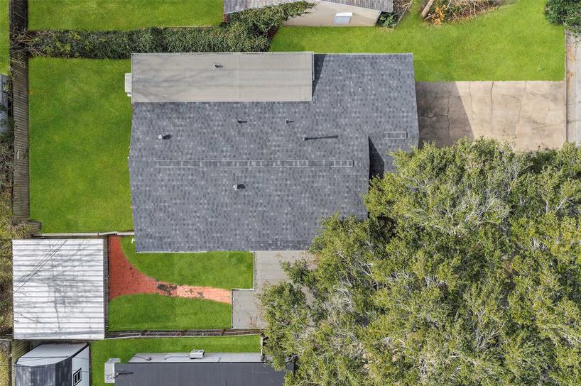 Photo 3 of 115 Marlin Avenue, Galveston, TX