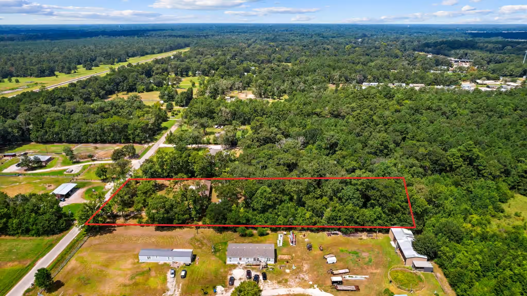 Photo 7 of 863 County Road 3141 E, Cleveland, TX
