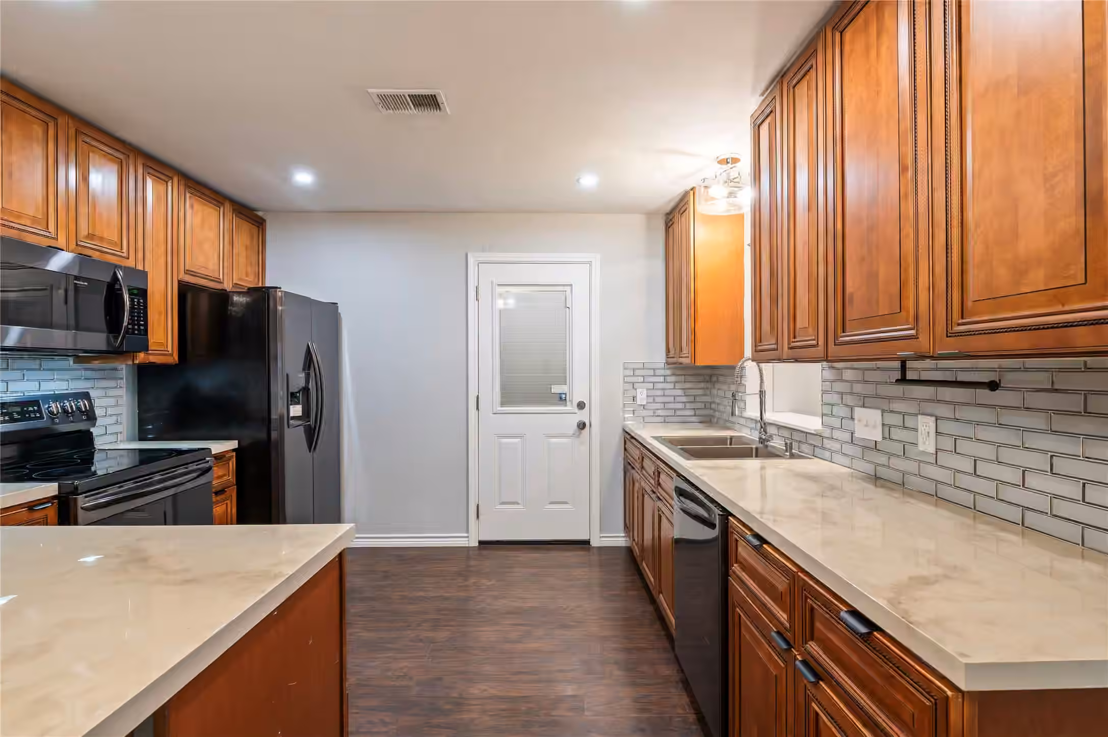 Photo 6 of 423 Elmo Street, La Marque, TX