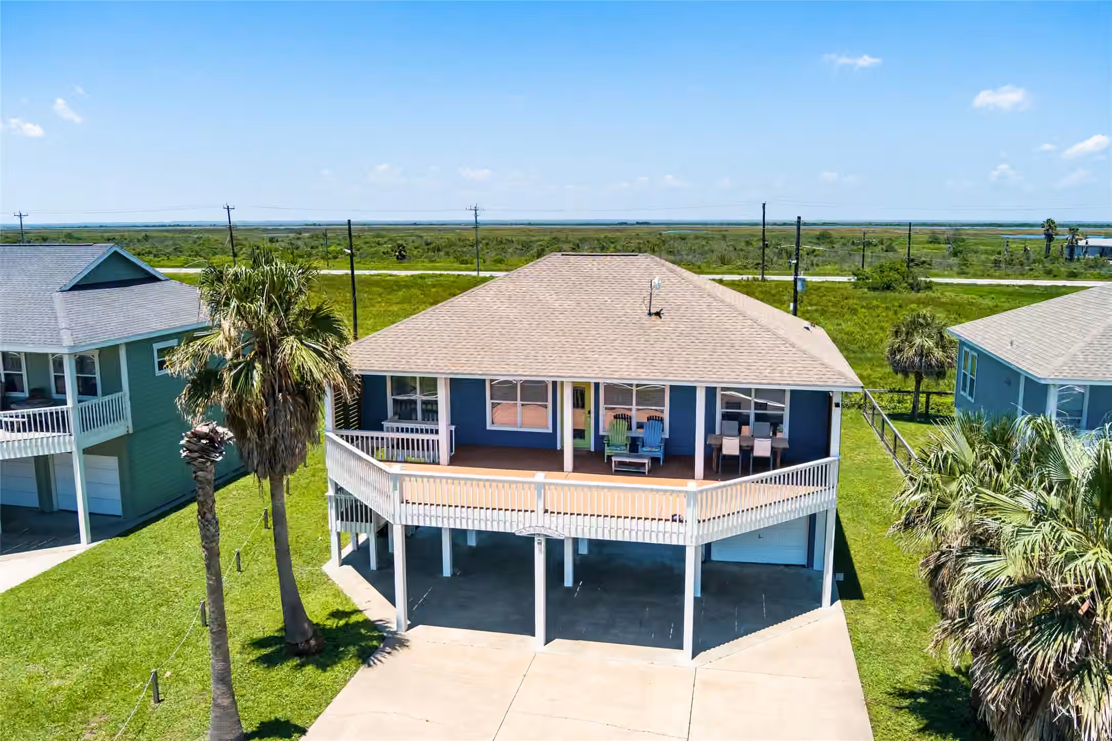 Photo 2 of 3233 Castle Drive, Crystal Beach, TX