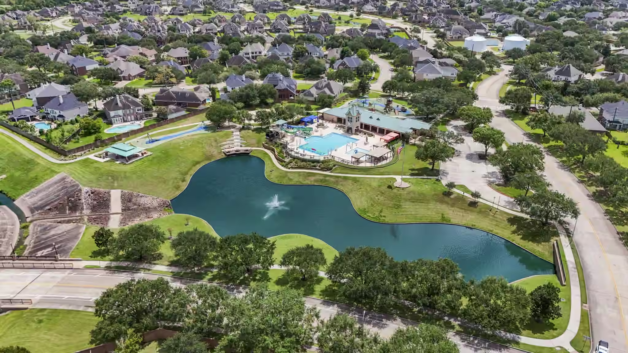 Photo 3 of 5703 Silas Creek Court, Sugar Land, TX