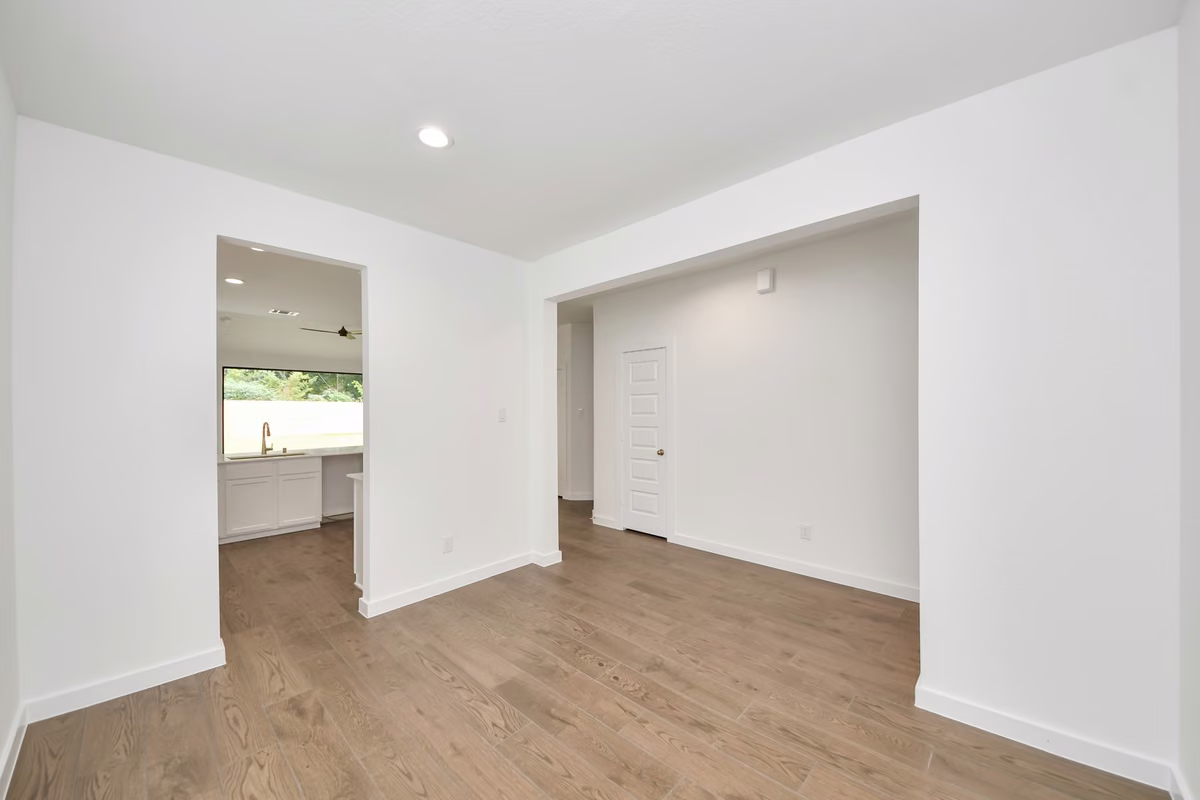 Photo 11 of 11731 Leafy Laurel Drive, Houston, TX 77066