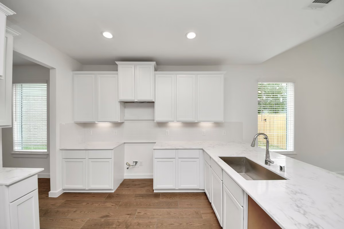 Photo 13 of 11731 Leafy Laurel Drive, Houston, TX 77066