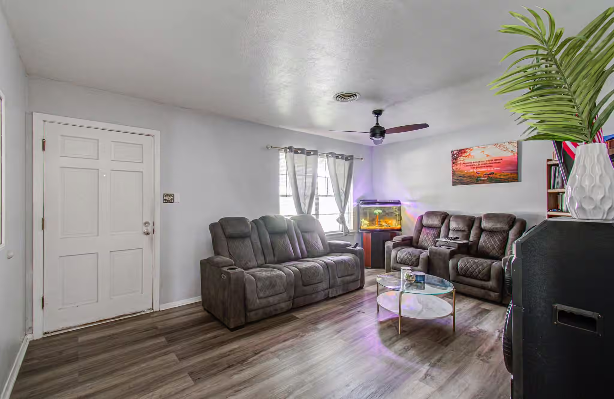 Photo 6 of 12342 Ledger Lane, Houston, TX