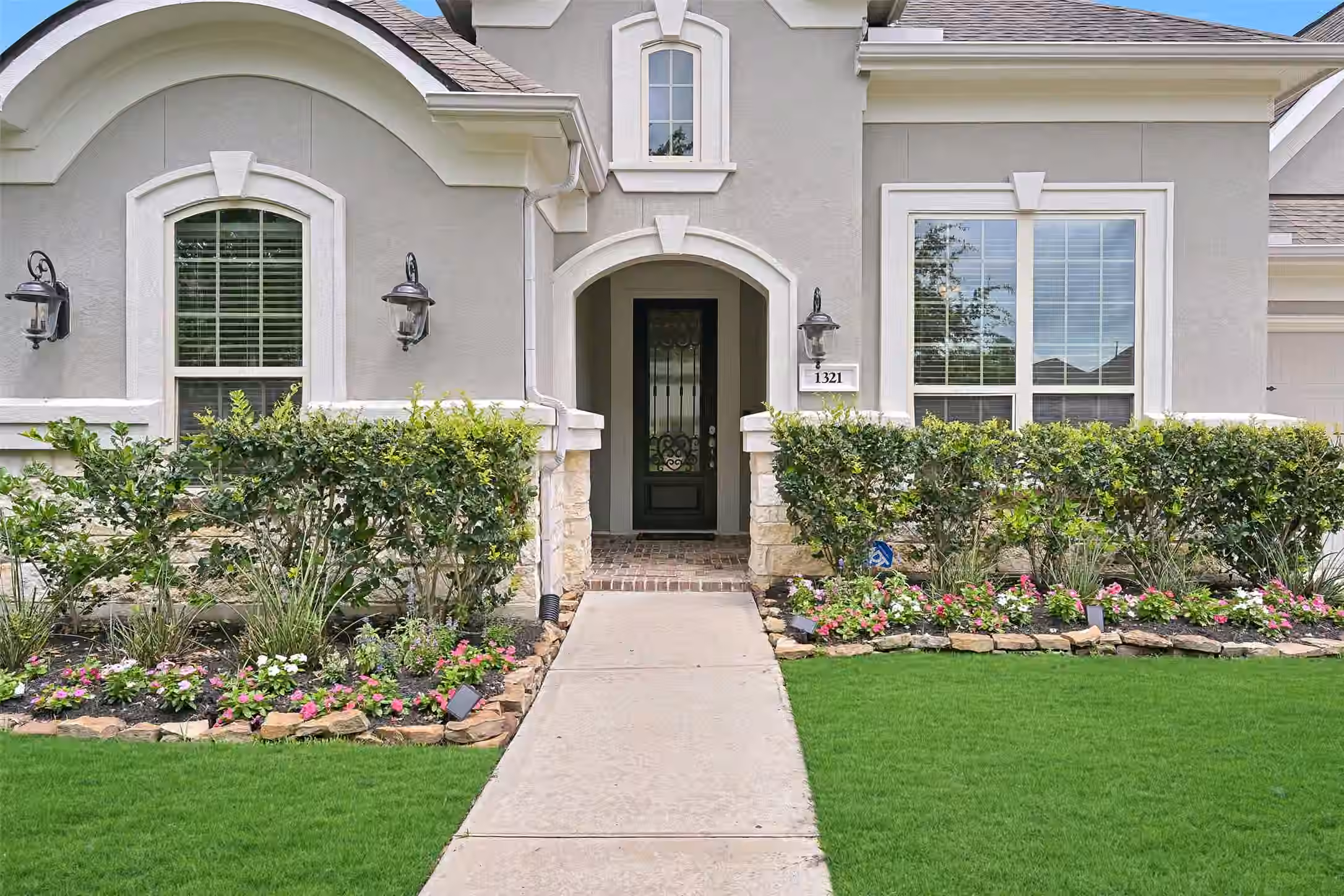 Photo 7 of 1321 Summer Field Lane, Friendswood, TX