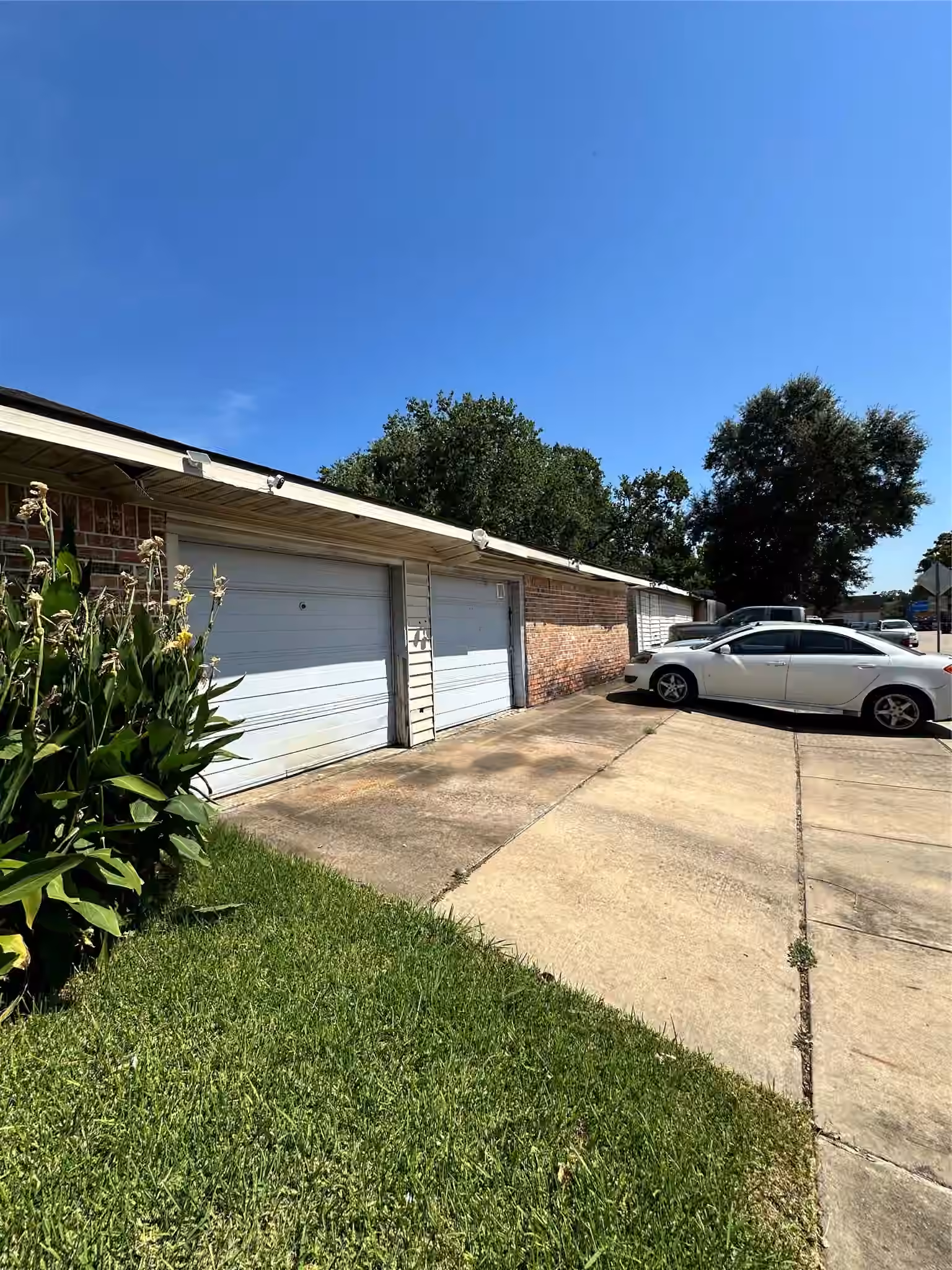 Photo 2 of 12051 Stroud Drive, Houston, TX