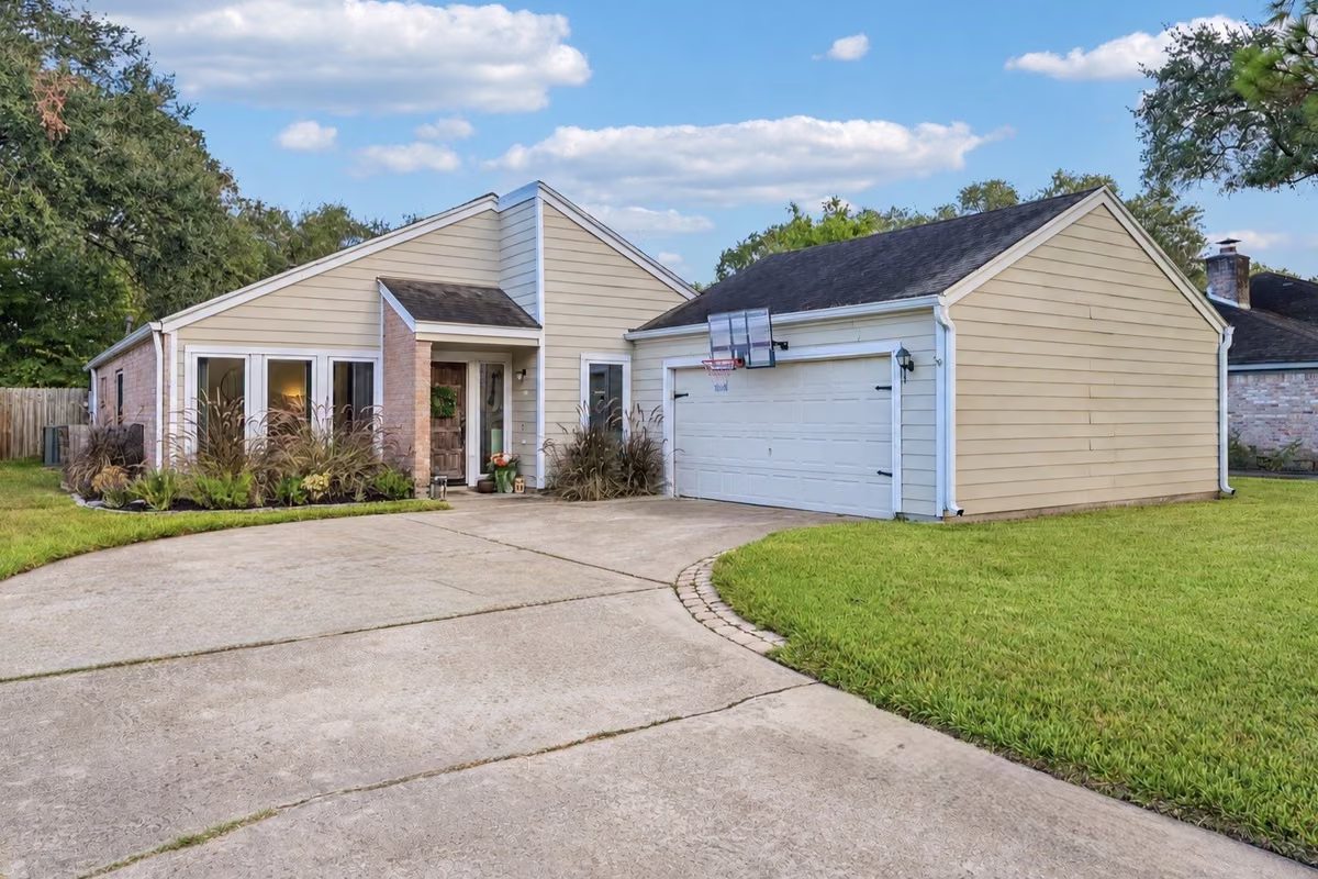 Photo of 926 Hidden Canyon Road, Katy, TX 77450