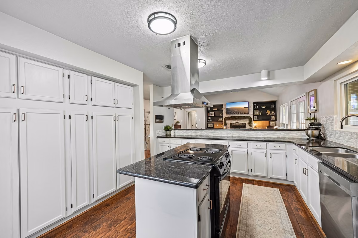 Photo 7 of 926 Hidden Canyon Road, Katy, TX 77450