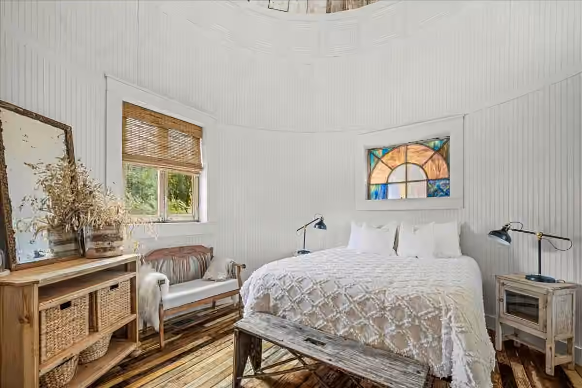 Photo 5 of 108 N Scott Street, Fayetteville, TX