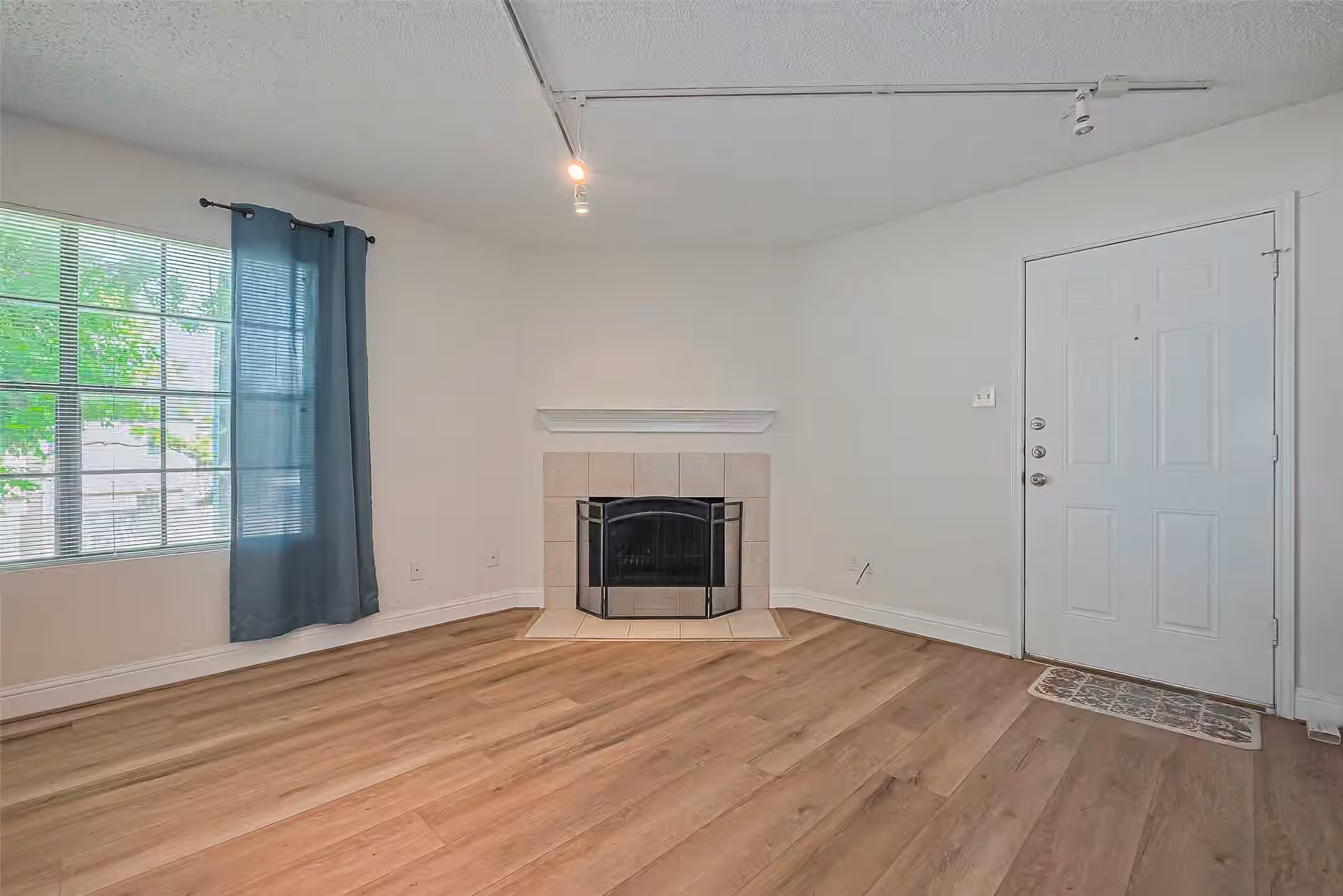 Photo 3 of 2750 Holly Hall Street 910, Houston, TX