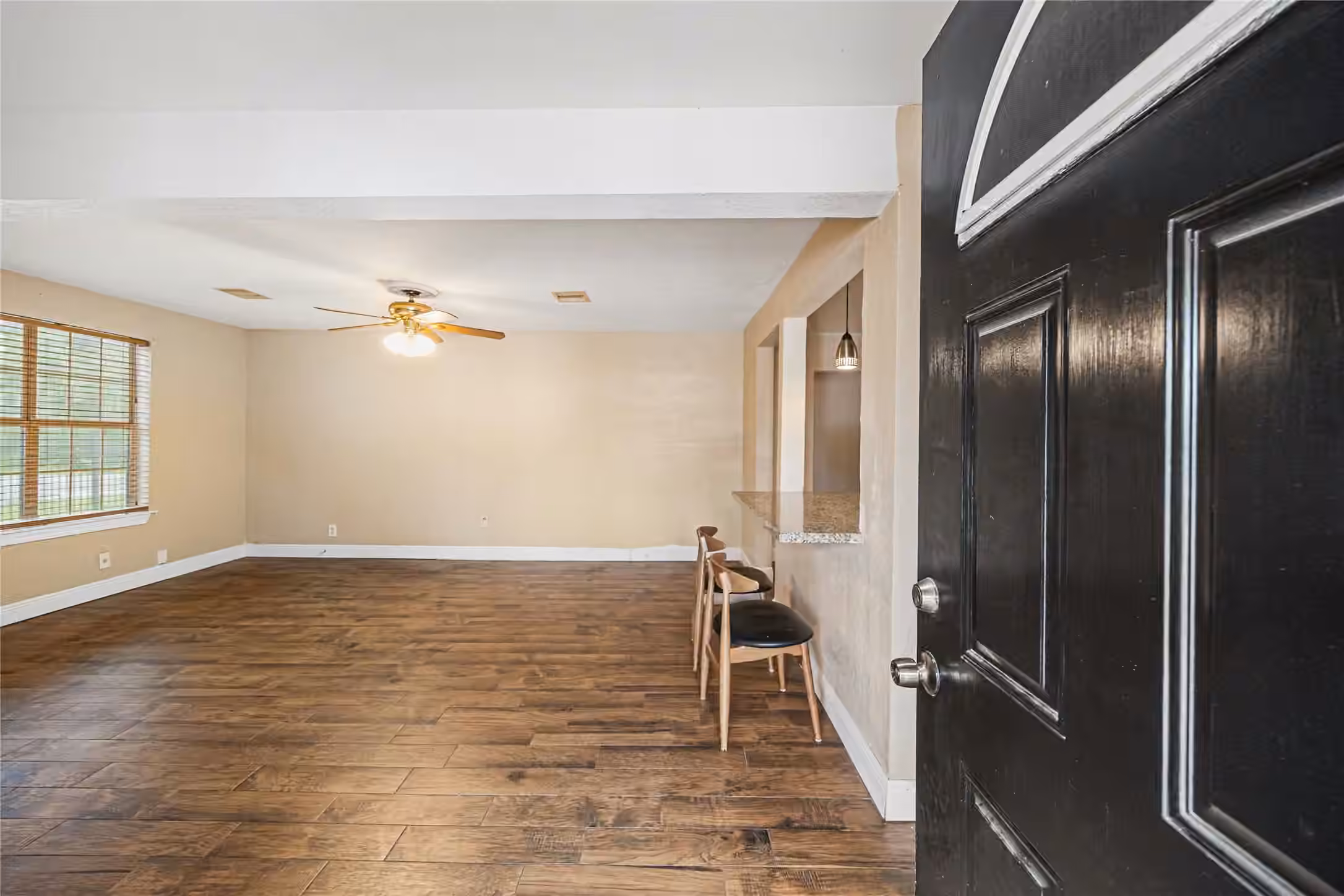 Photo 4 of 6825 Appleton Street, Houston, TX