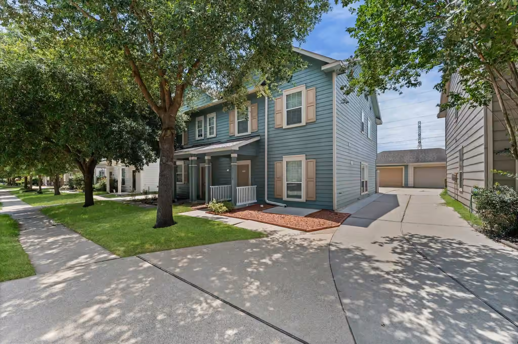 Photo of 16775 Mammoth Springs Drive, Houston, TX