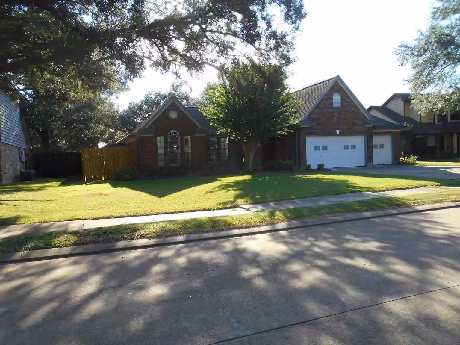 Photo 2 of 53 S Calla Lily Court, Lake Jackson, TX