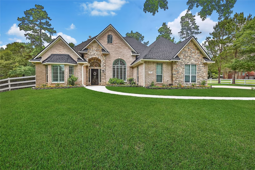 Photo of 345 Ridgelake Scenic Drive, Montgomery, TX