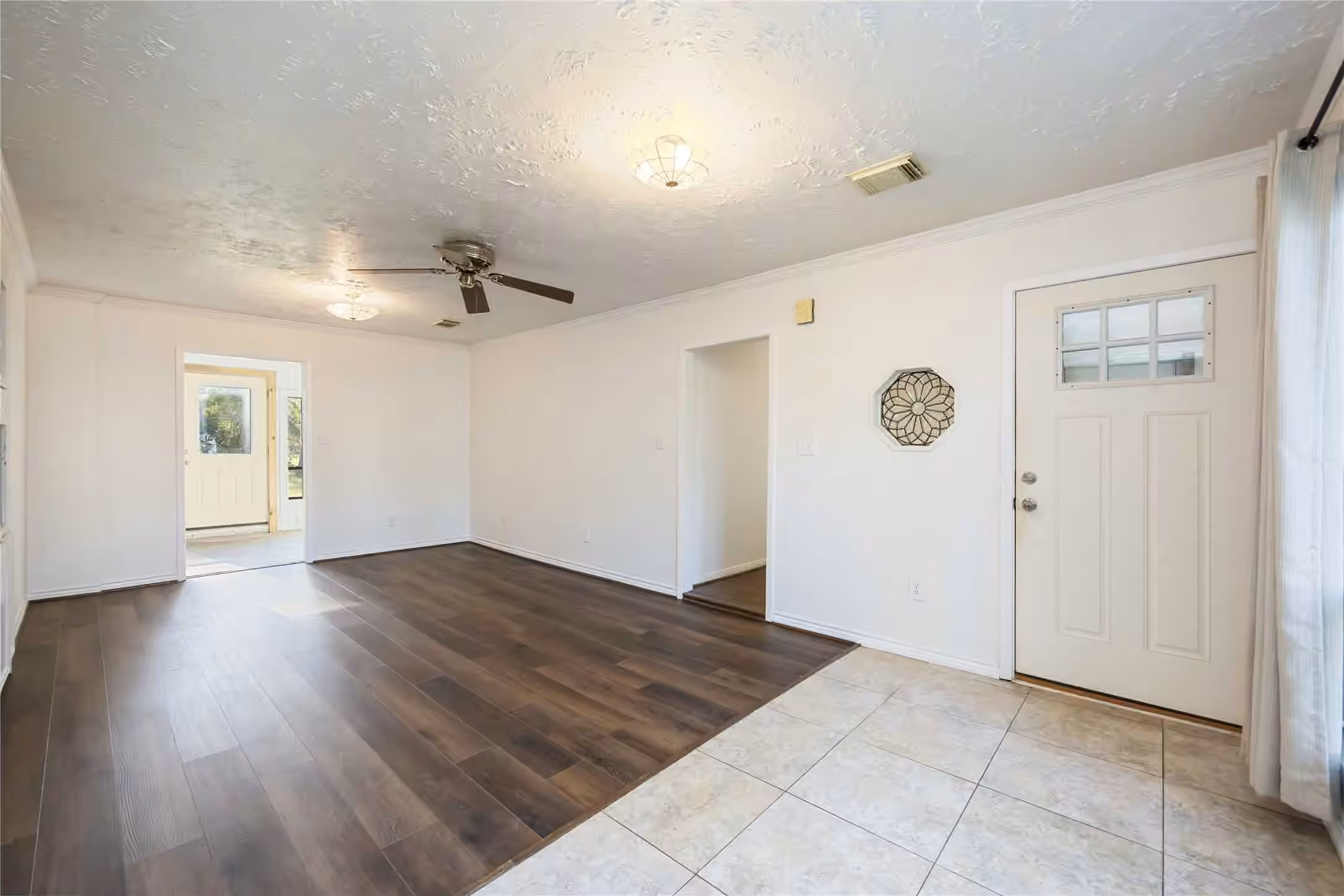 Photo 7 of 20534 Appaloosa Trail, Crosby, TX