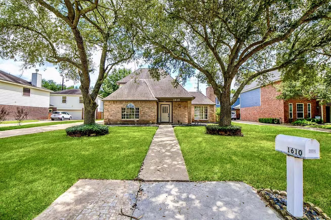 Photo 3 of 1610 Calveryman Lane, Katy, TX
