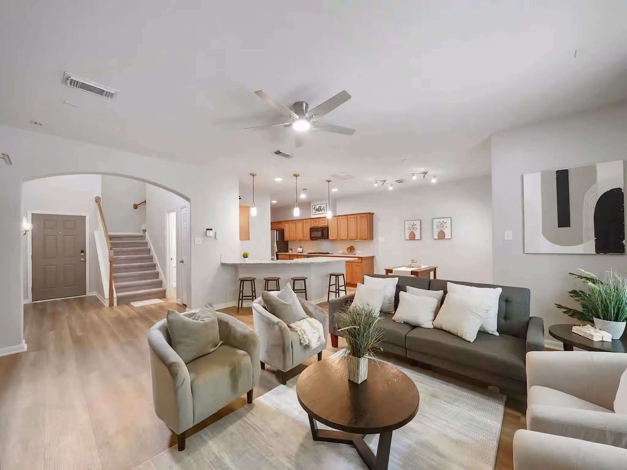 Photo 2 of 17814 Arapaho Hill Lane, Humble, TX 77346