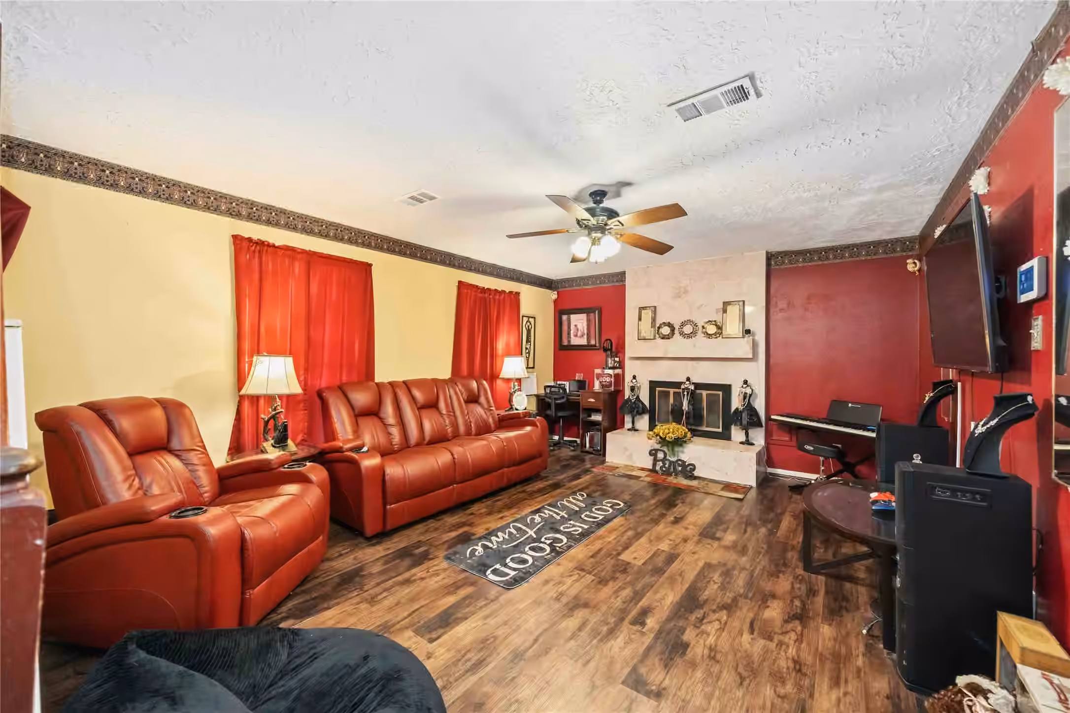 Photo 7 of 8607 Causeway Drive, Houston, TX