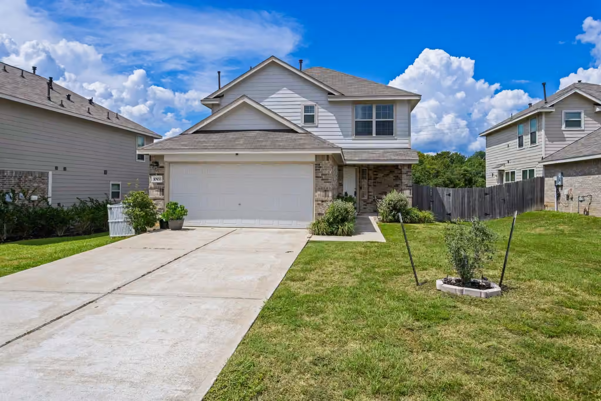 Photo of 10933 S Lake Mist Lane, Willis, TX 77318