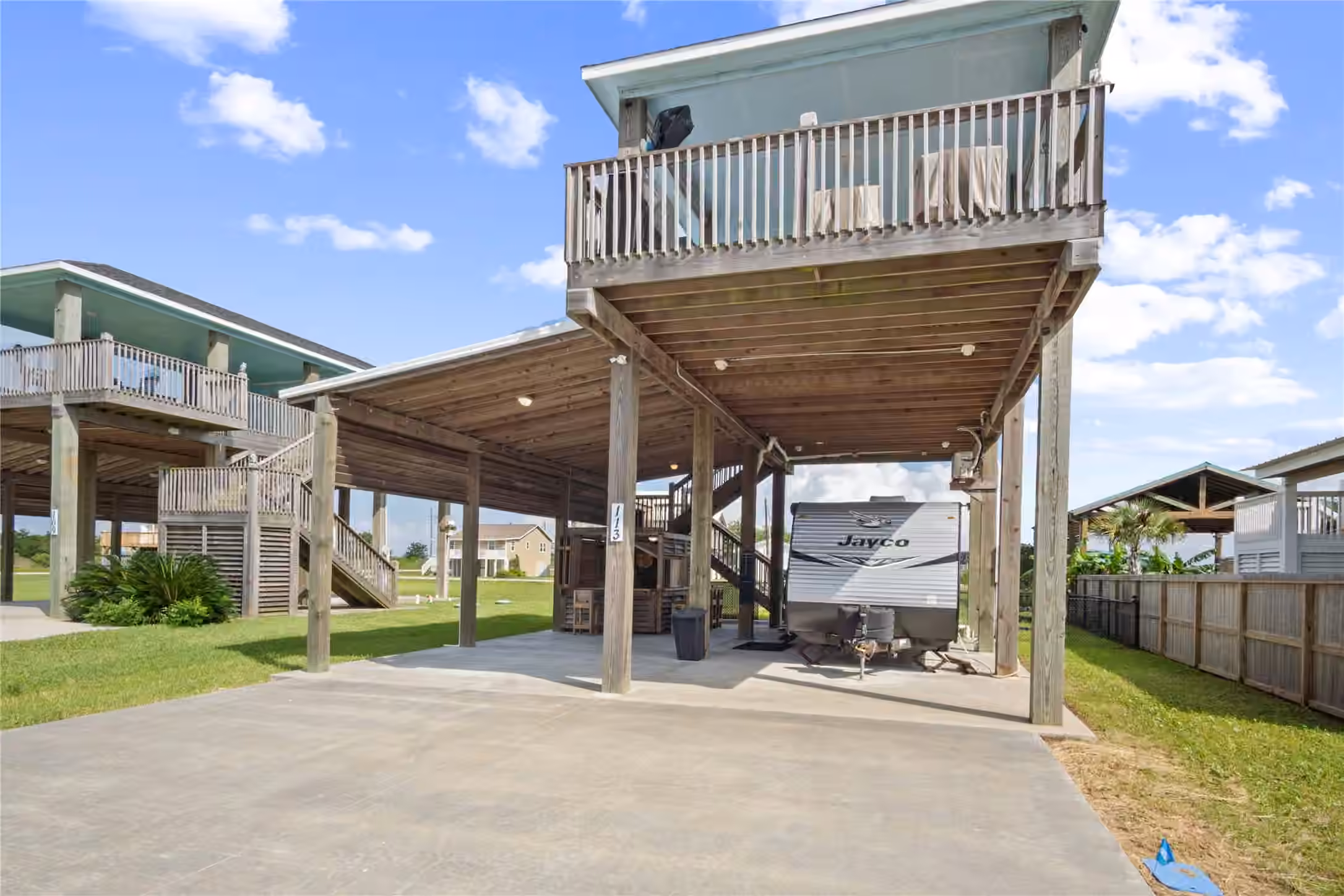 Photo 2 of 113 Ocean Tide Drive, Crystal Beach, TX