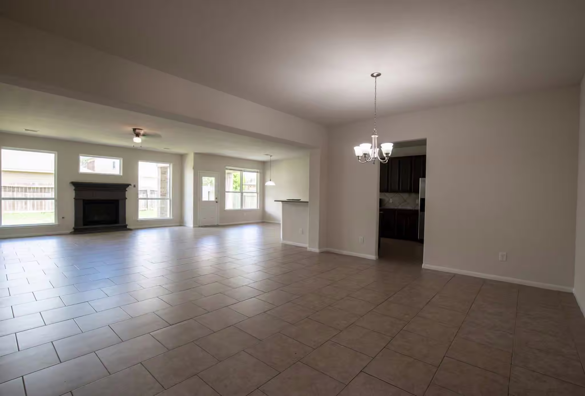 Photo 4 of 20807 Fair Walnut Way, Katy, TX