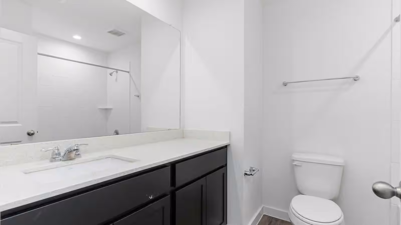 Photo 7 of 2507 Roseman Court, Sealy, TX